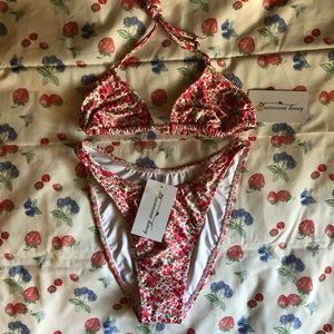 Heavy Manners Just One Look Bikini